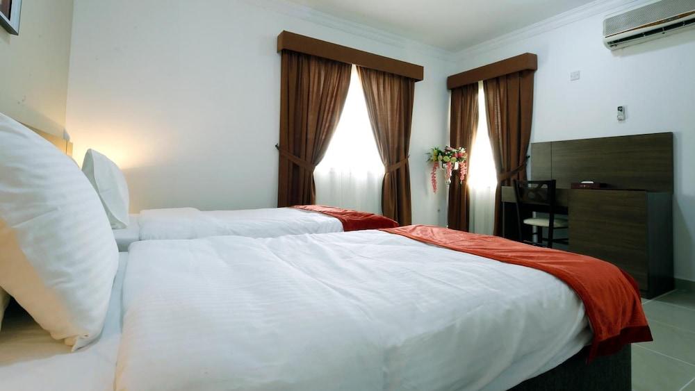 La Villa Inn Hotel Apartments Doha Kültér fotó